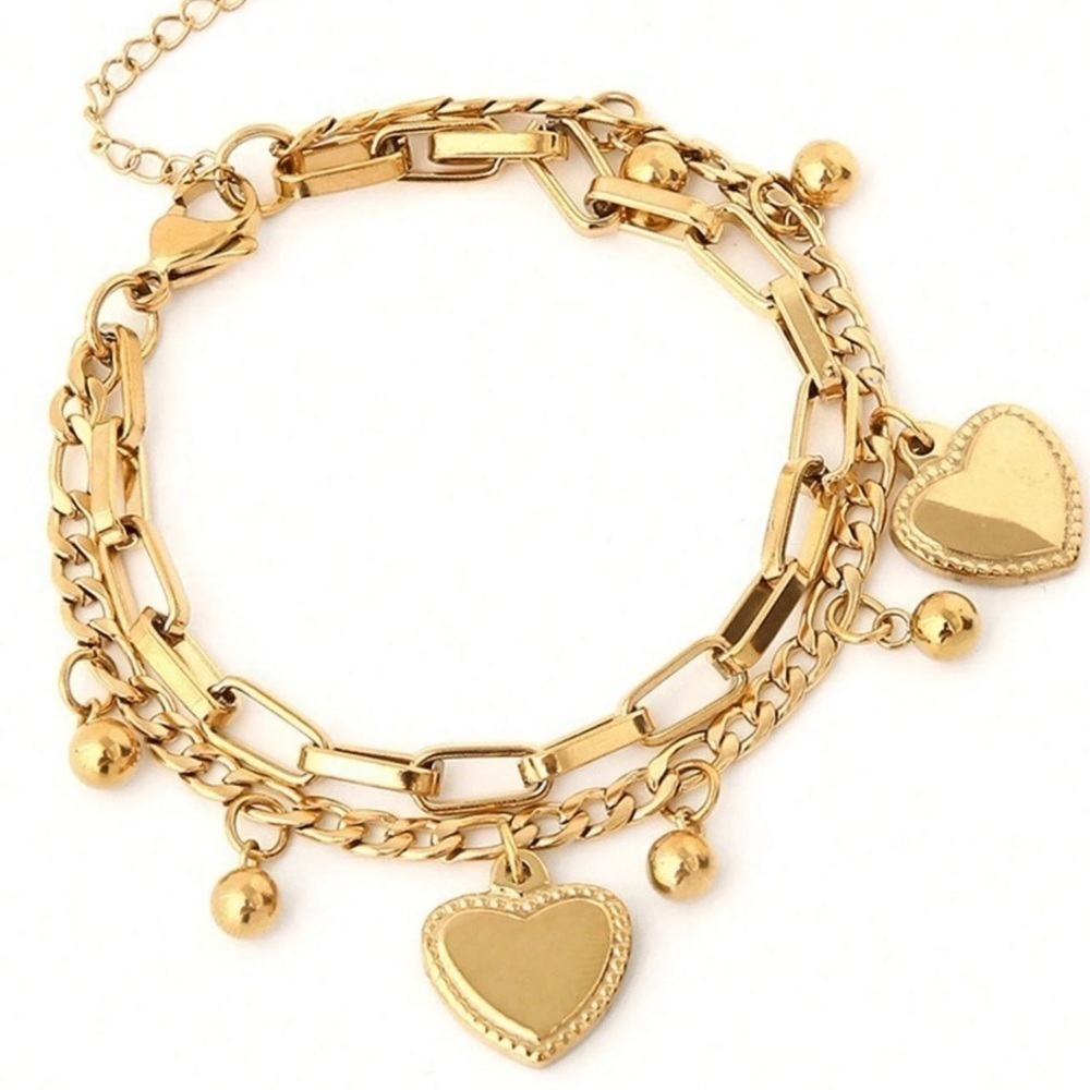18k gold tone gorgeous bracelet ✨​​​